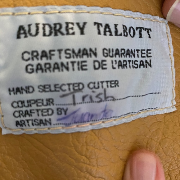 Audrey Talbott lambskin, fox fur trimmed - Picture 2 of 5